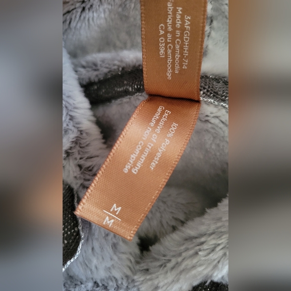 New Light Grey Denver Hayes Sleepwear Pullover Sweater - Picture 3 of 4